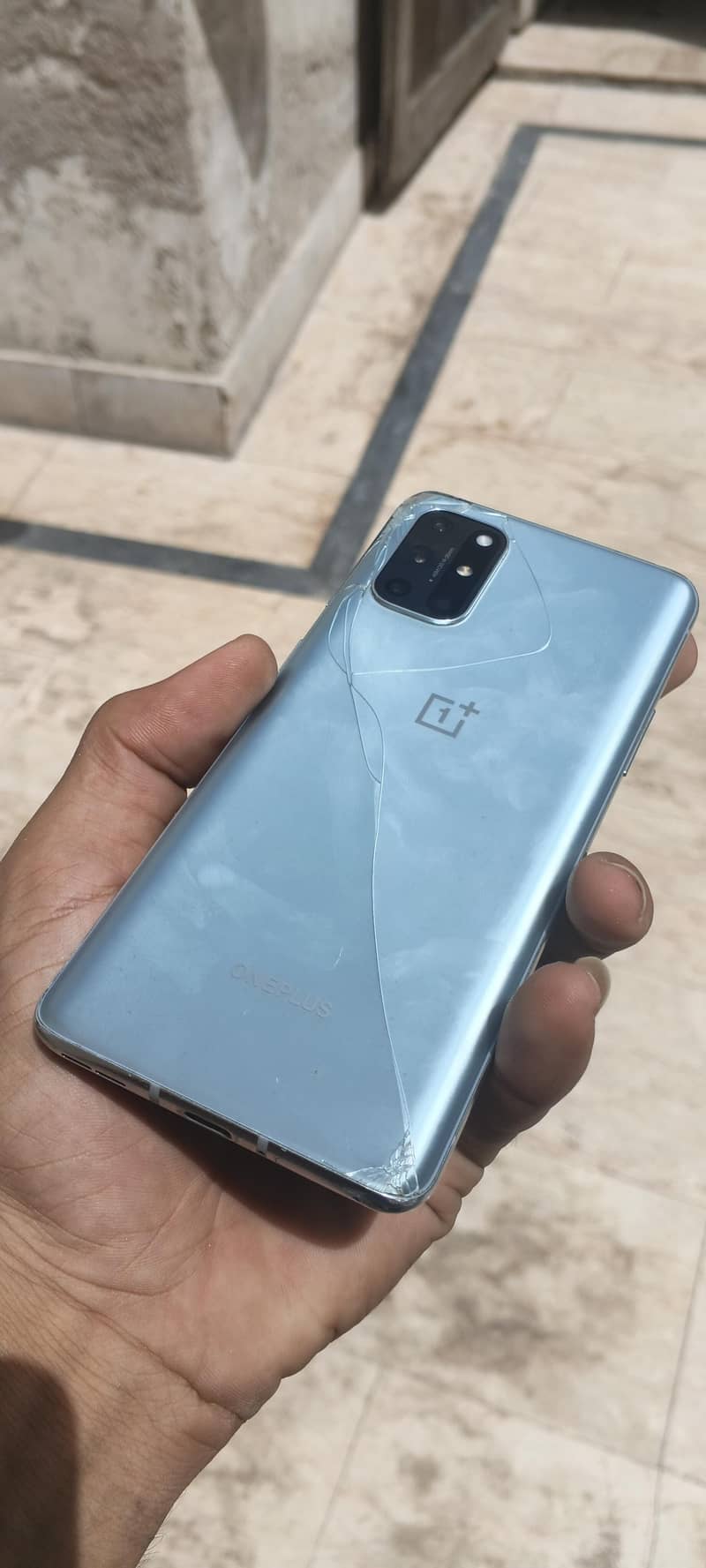 One Plus 8T 6