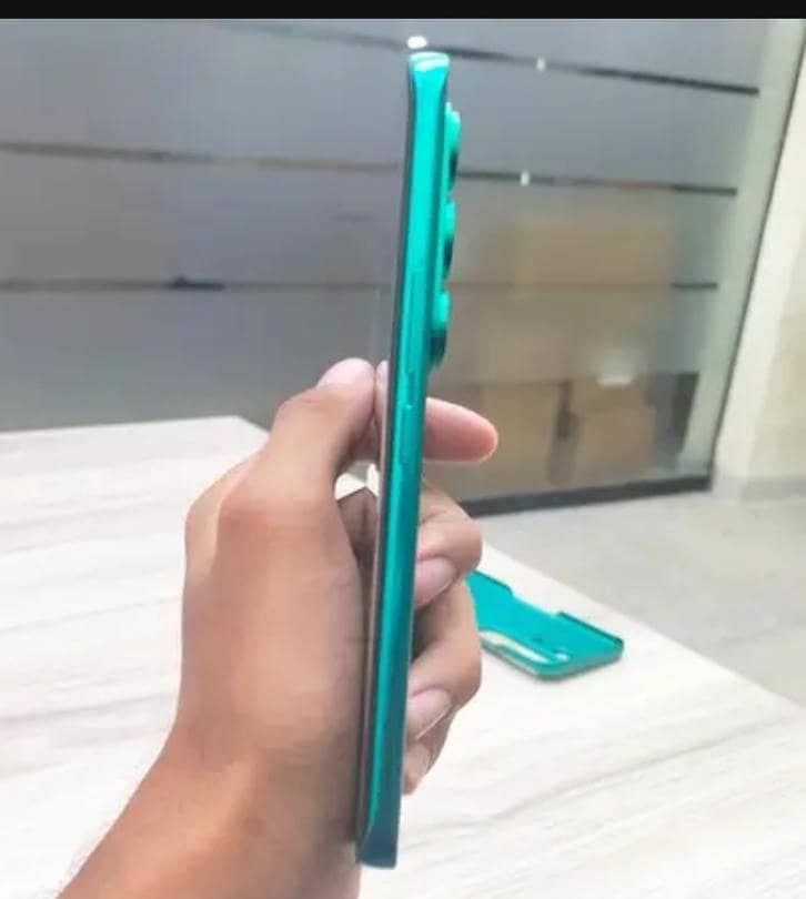 Tecno camon 50 pro 6