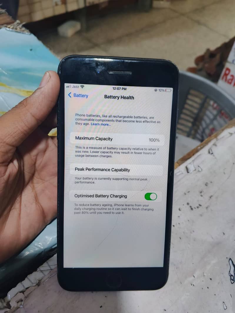 Apple iPhone 7 Plus 6