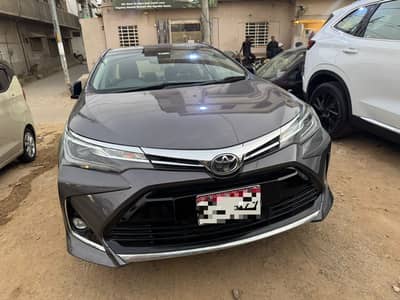Toyota Corolla Grande 1.8 X CVT 2022 | 1st Owner | Genuine