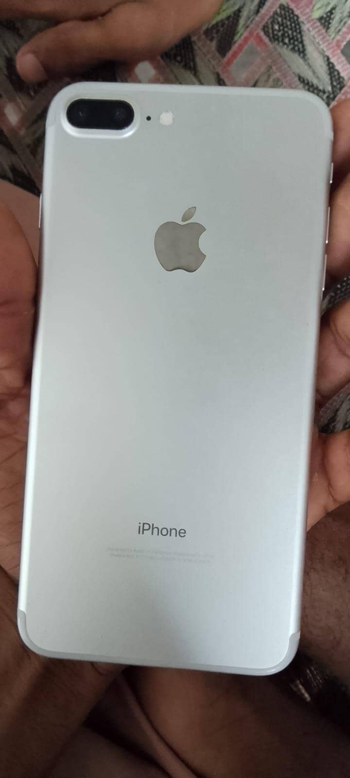 Apple iPhone 7 Plus 0