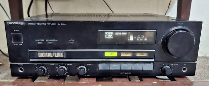 Technics Stereo Integrated Amplifier SU-D5000