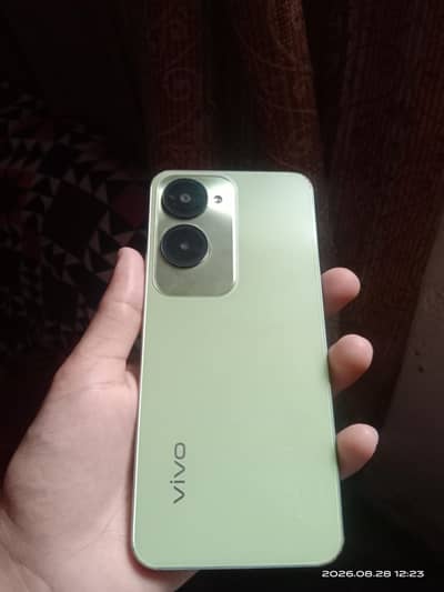 Vivo Y28s