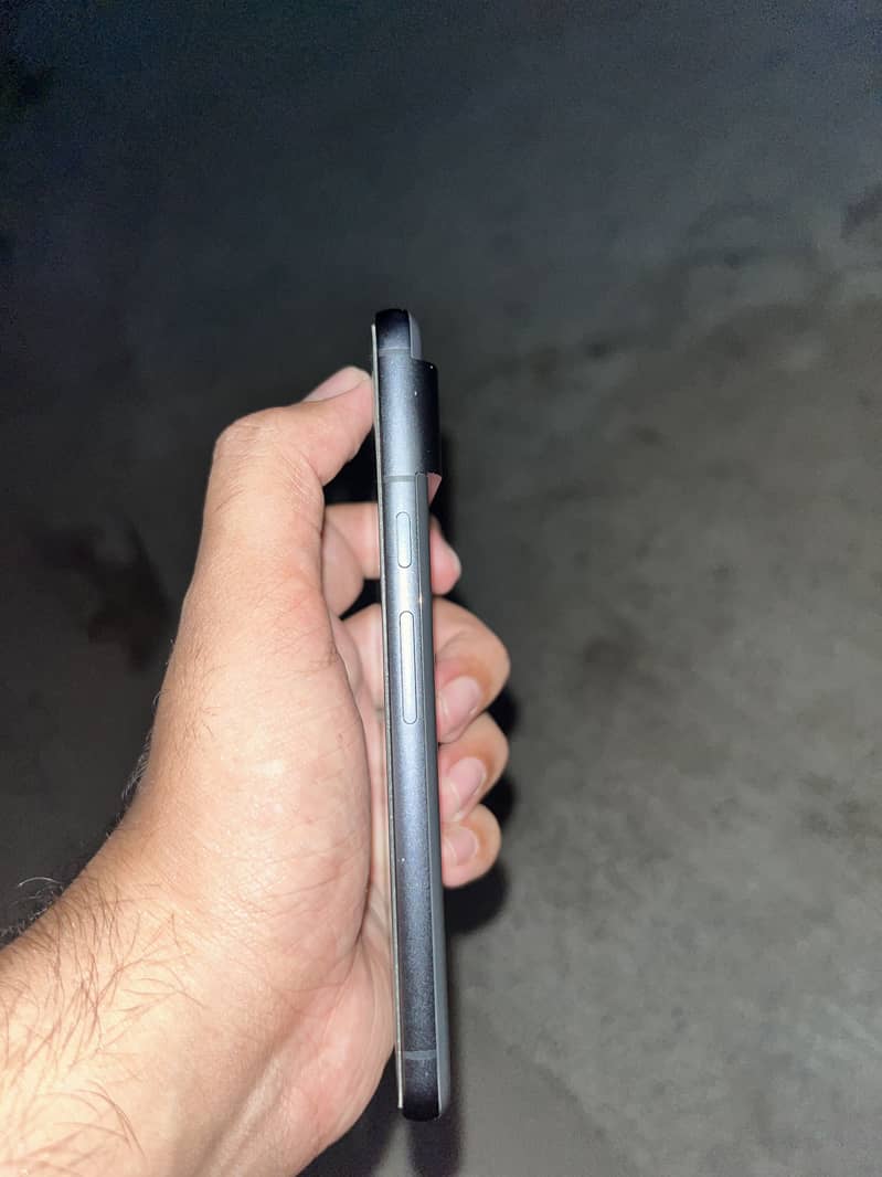 Google Pixel 8 2