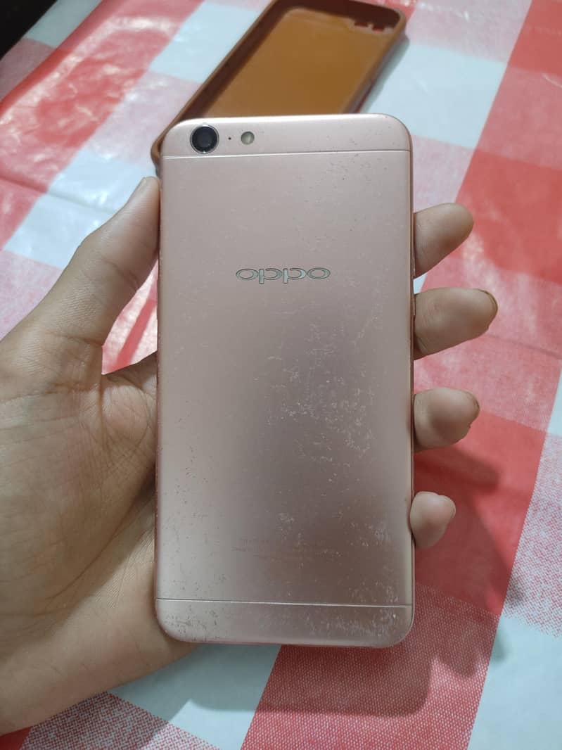 OPPO A57 0