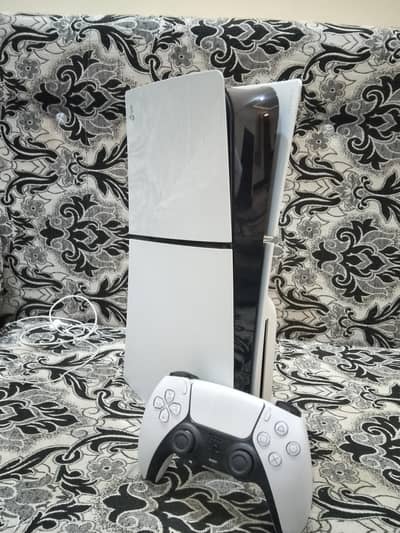 PS5 1TB Disc Edition With Controller