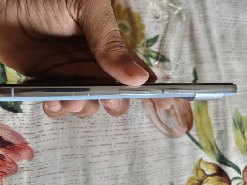 Google Pixel 8 Pro 2