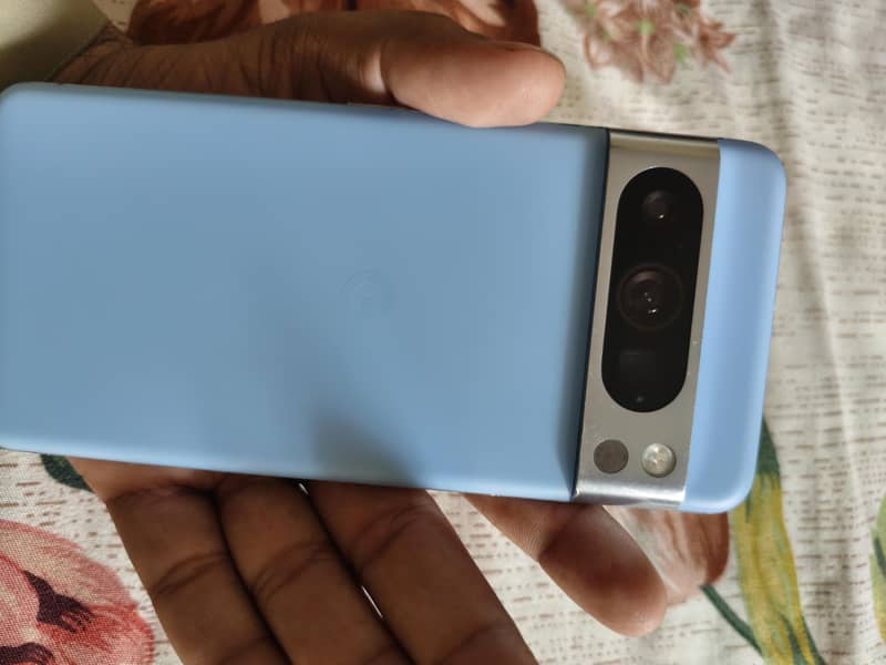 Google Pixel 8 Pro 3