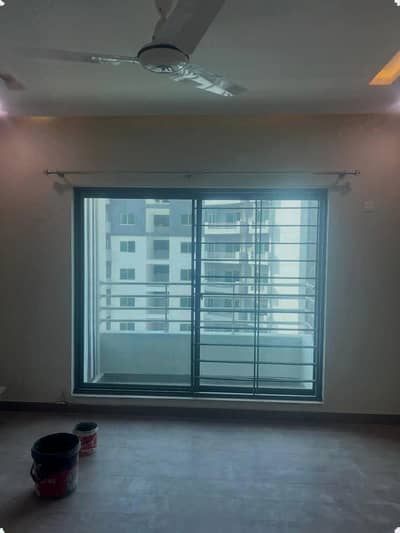 10-Marla 3-Bedroom's Tile Flooring (Apartment | Flat) For Sale | Askari 10 Lahore Cantt | @nusratestate