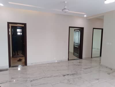 10-Marla 3-Bedroom's Flat Tile Flooring ( Apartment | Flat ) For Sale | Askari 11 DHA Lahore | @nusratestate