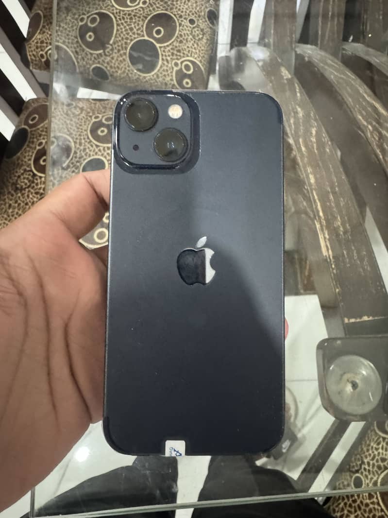 Apple iPhone 13 5