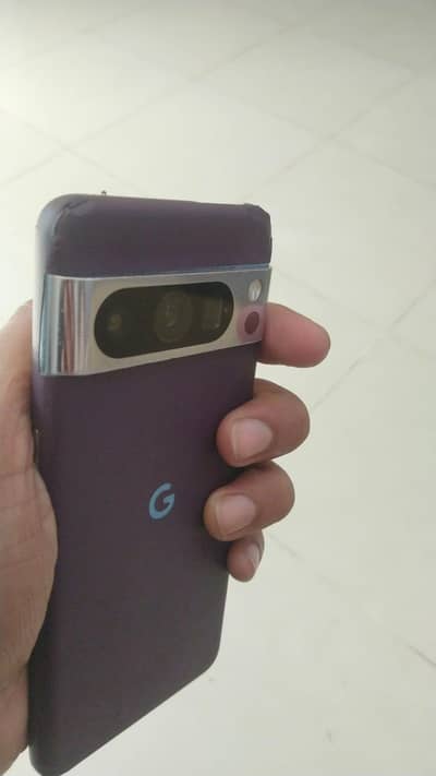 Google Pixel 8 Pro