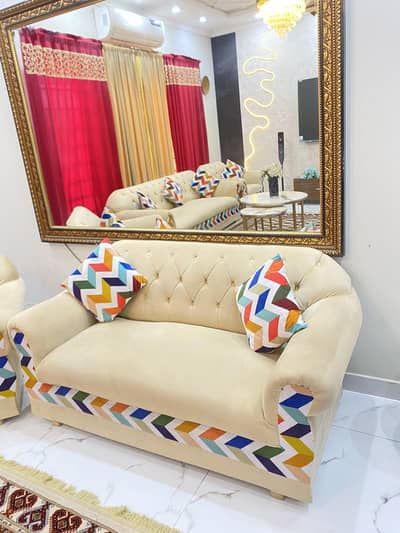 sofa n puffy with stools
