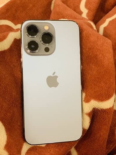 Apple iPhone 13 Pro