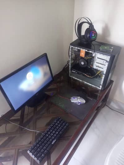 Gaming Pc Setup With rx590