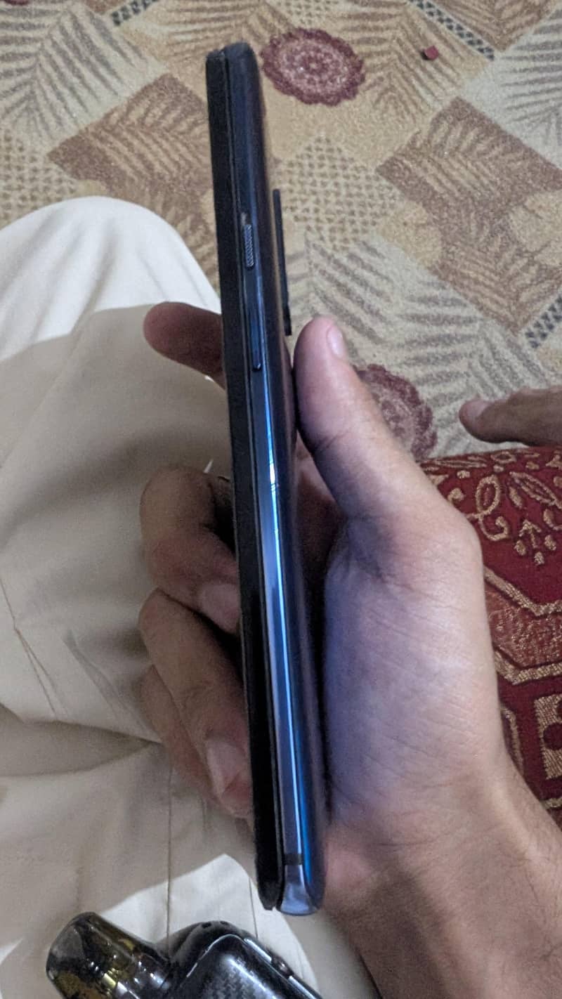 One Plus 7 Pro 1