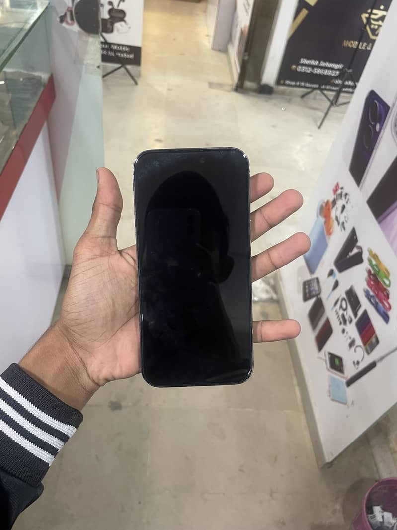 Apple iPhone 14 Pro Max 2