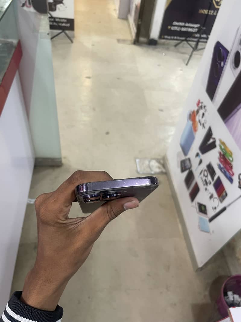 Apple iPhone 14 Pro Max 4