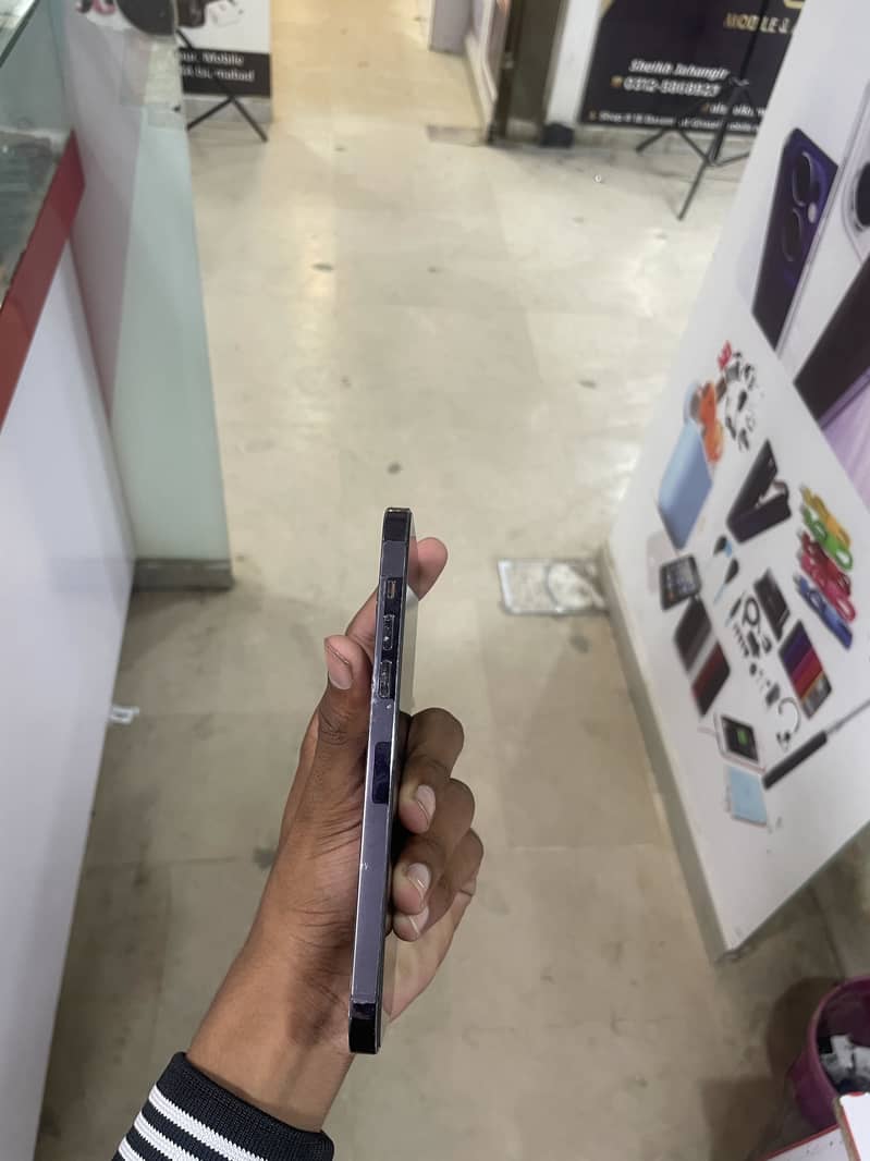 Apple iPhone 14 Pro Max 5
