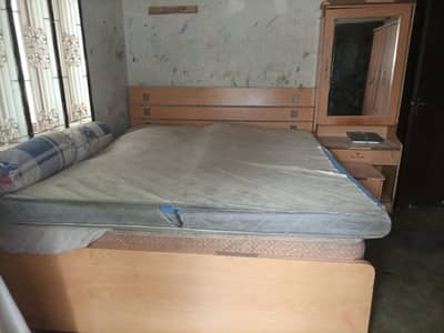 with 2 mattress