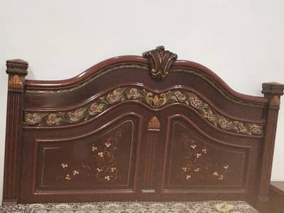 King size wooden bed set in good condition