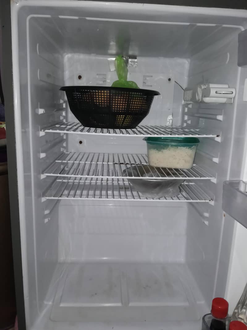 Dawlance fridge 1