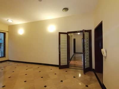 DHA 1 Kanal Ideal Upper Portion For Rent In Phase 4 Block GG