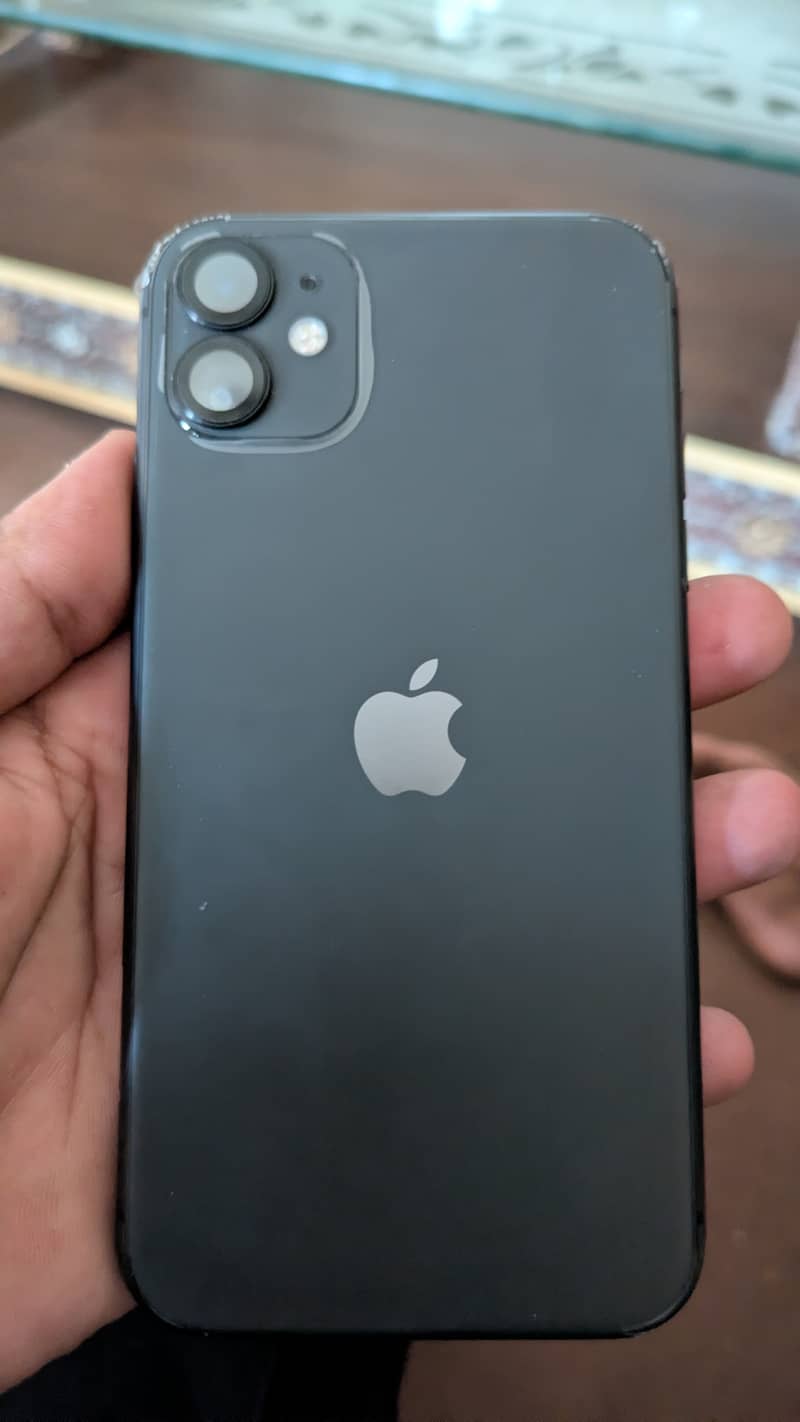 Apple iPhone 11 4