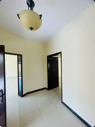 17-Marla 4-Bedroom's Tile Flooring (House) For Sale, Askari 10 Lahore Cantt | @nusratestate
