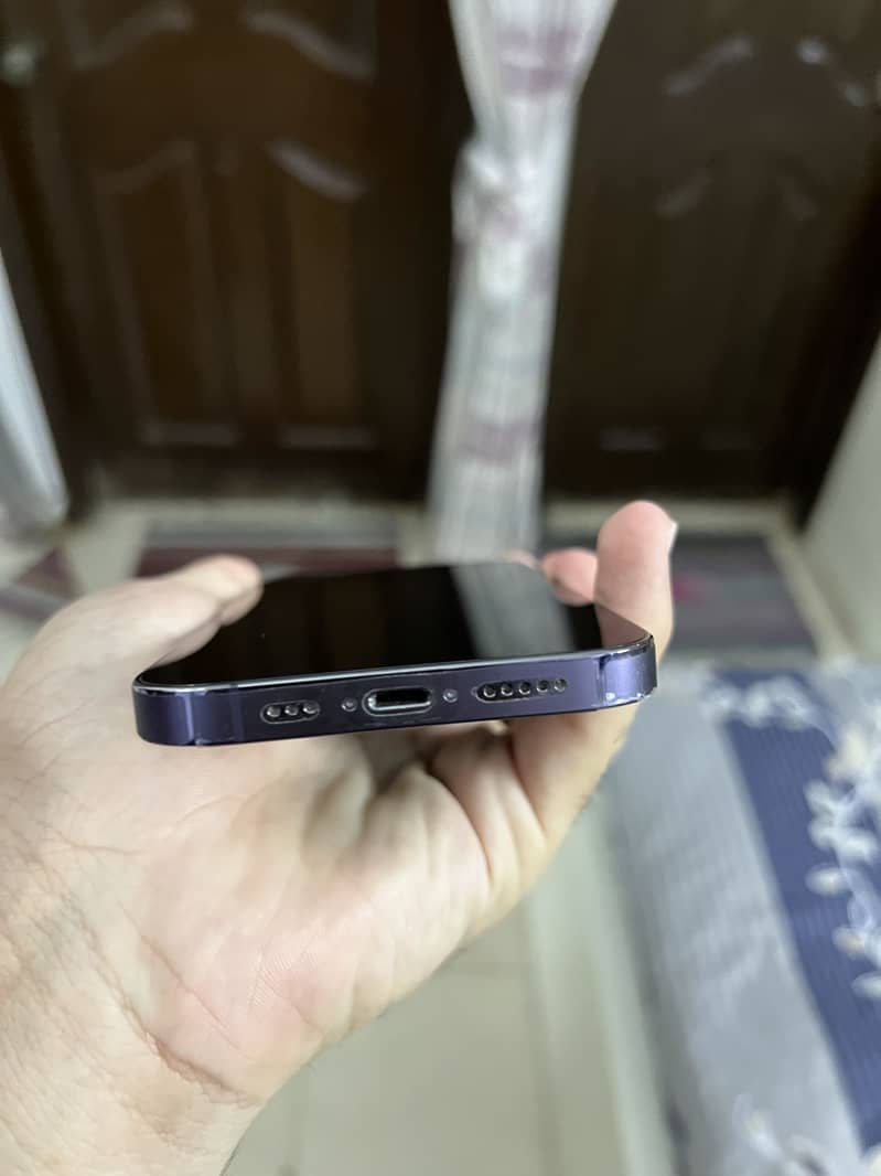 Apple iPhone 14 Pro 2