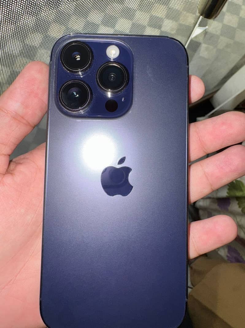 Apple iPhone 14 Pro 8