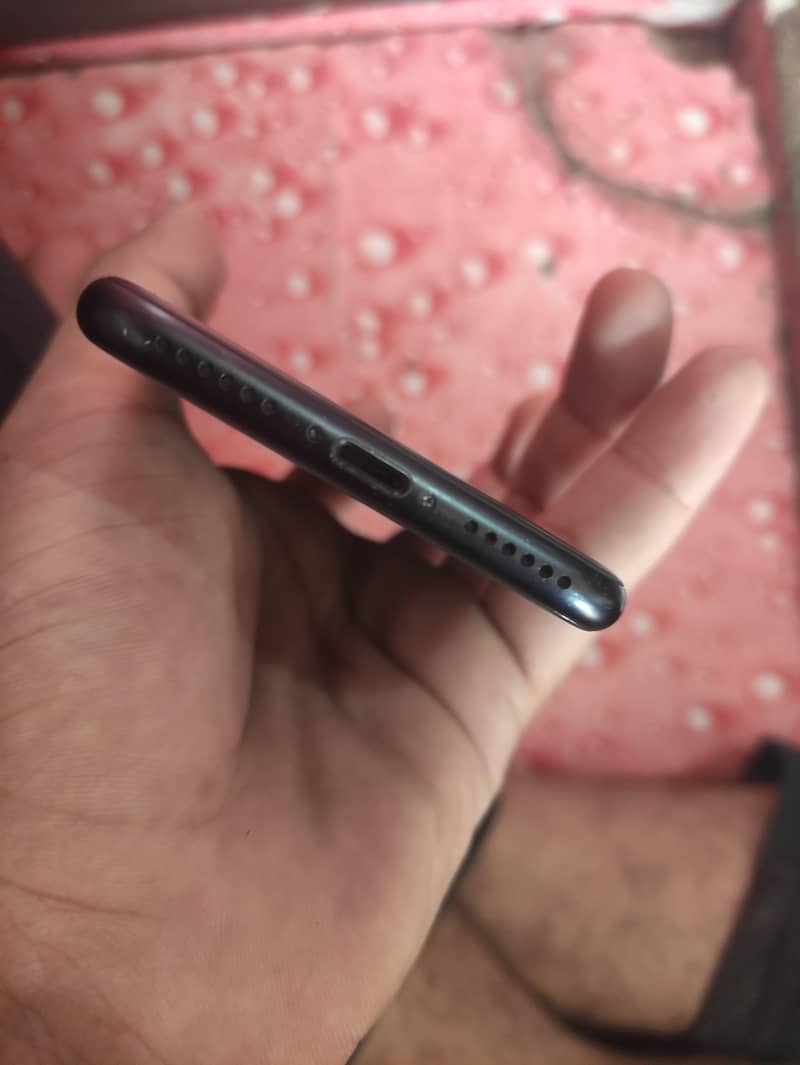 Apple iPhone SE second generation 2
