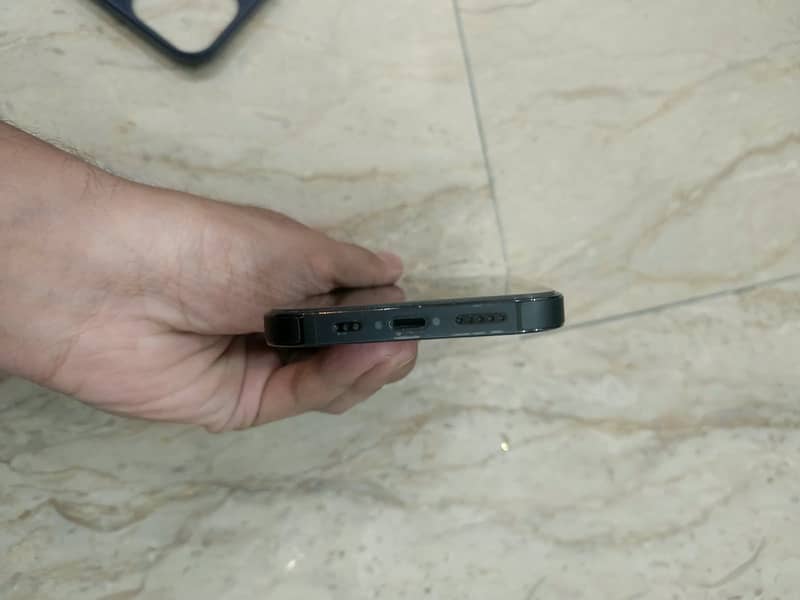 Apple iPhone 14 Pro 4