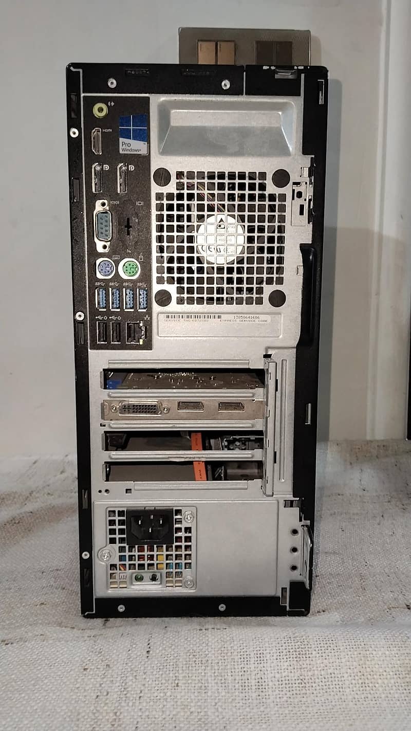 PC with screen 2