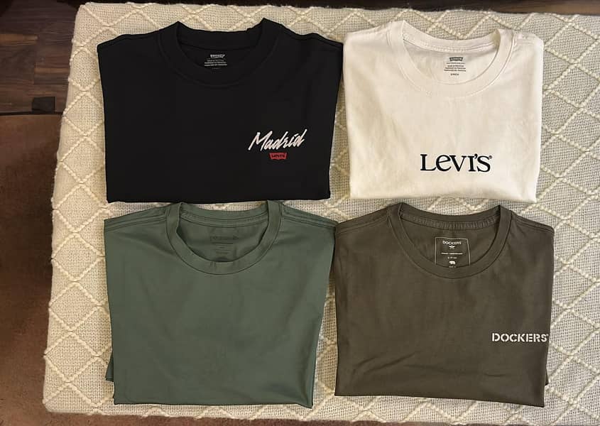 Levis Tees 3