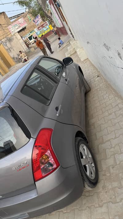 Suzuki Swift 2014 DLX