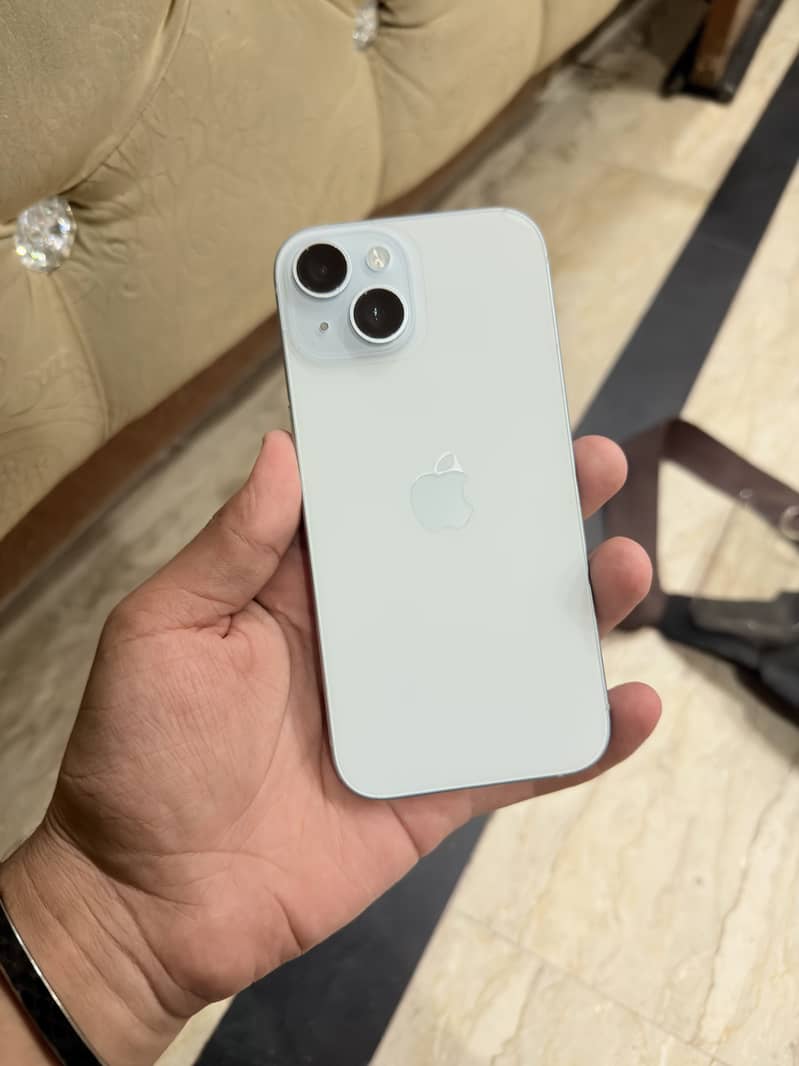 Apple iPhone 15 3