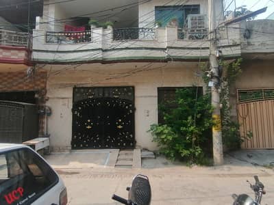 House For Grabs In 5 Marla Marghzar Officers Colony