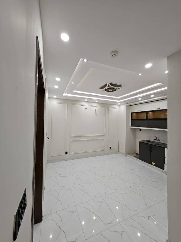 Flat For Rent 0