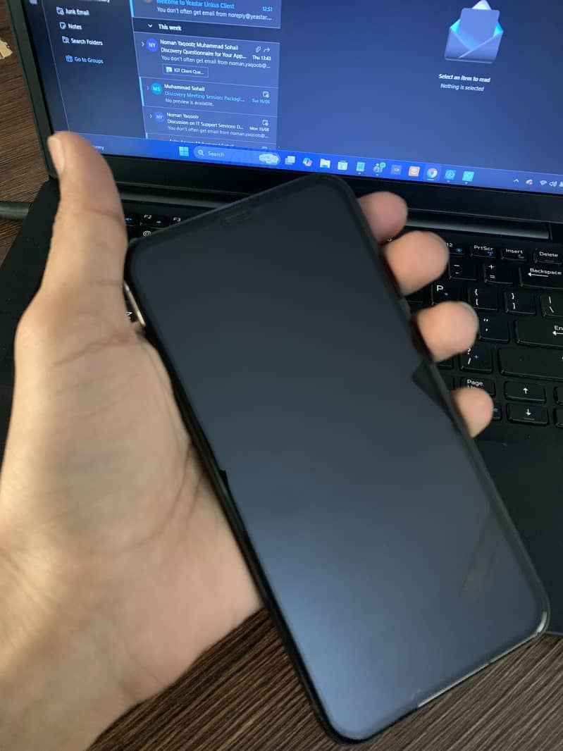 Apple iPhone 11 Pro Max 1