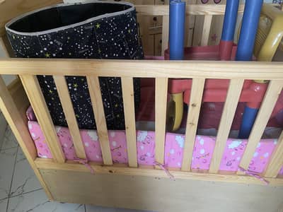 baby cot