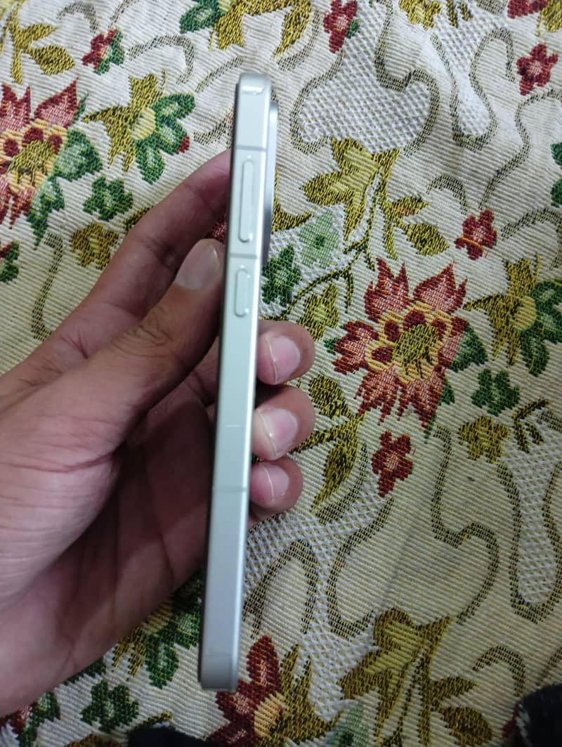 One Plus 13T 4