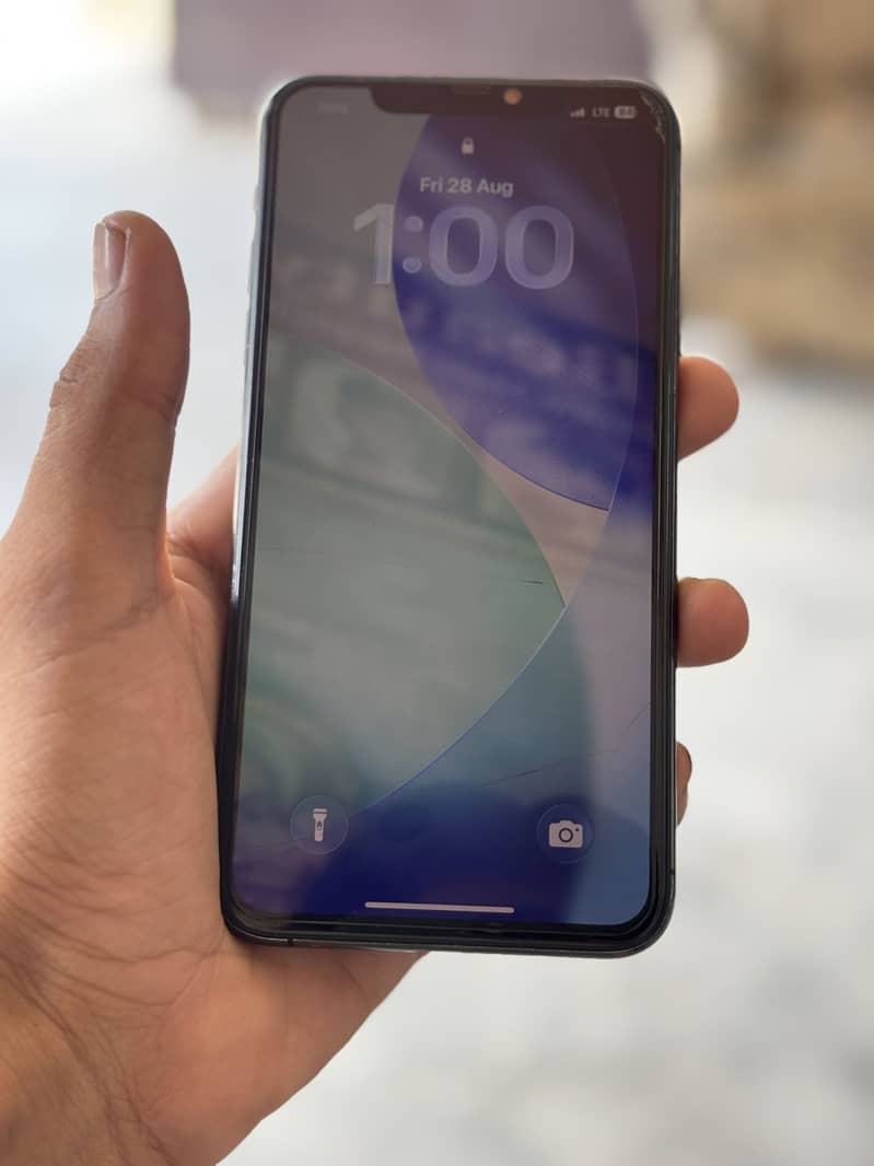 Apple iPhone 11 Pro Max 1