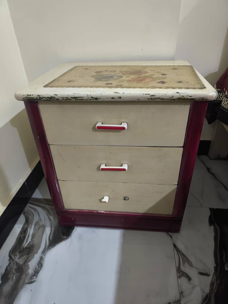 Bed with side table 2