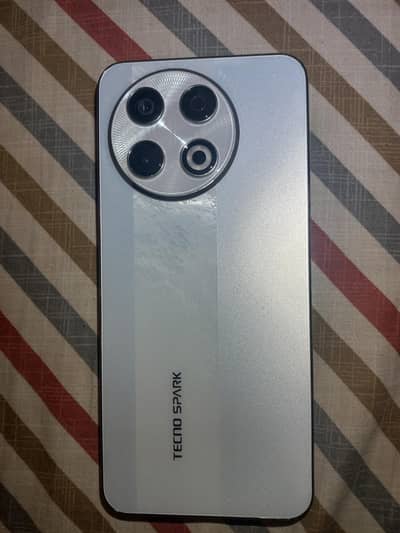 Tecno SPARK 30 Pro