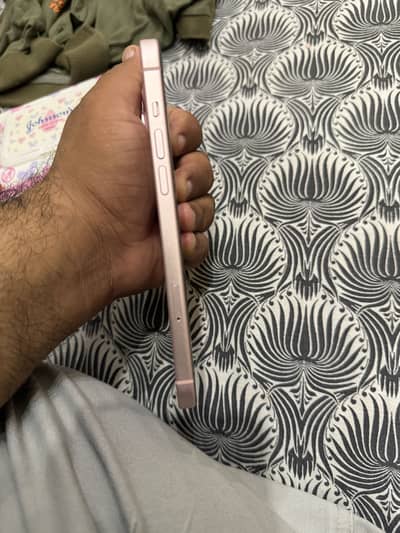 Apple iPhone 15 plus