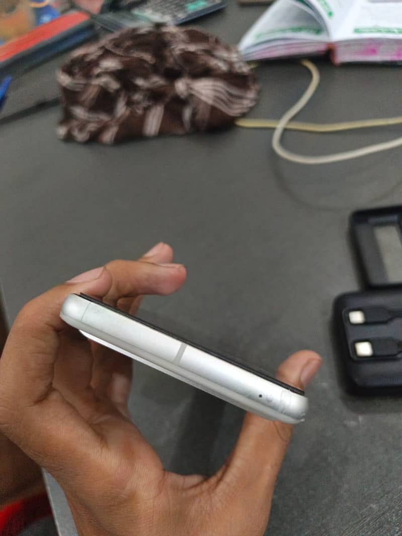 Google Pixel 7 2