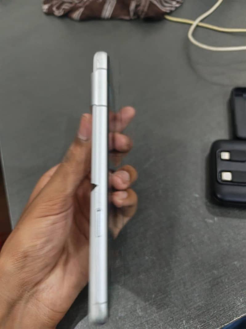 Google Pixel 7 5