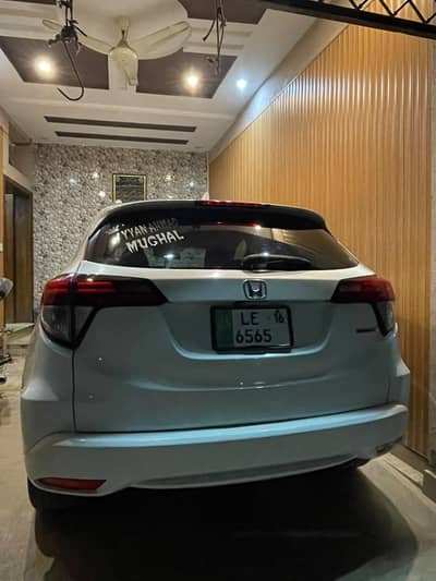 Honda Vezel 2015
