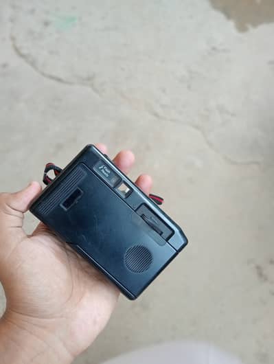 Hanimex 35ES Vintage Film Camera (Mint Condition)